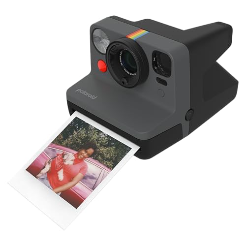 Polaroid Now Gen 3 negra – Cámara instantánea con película para 16 fotos – vista 3